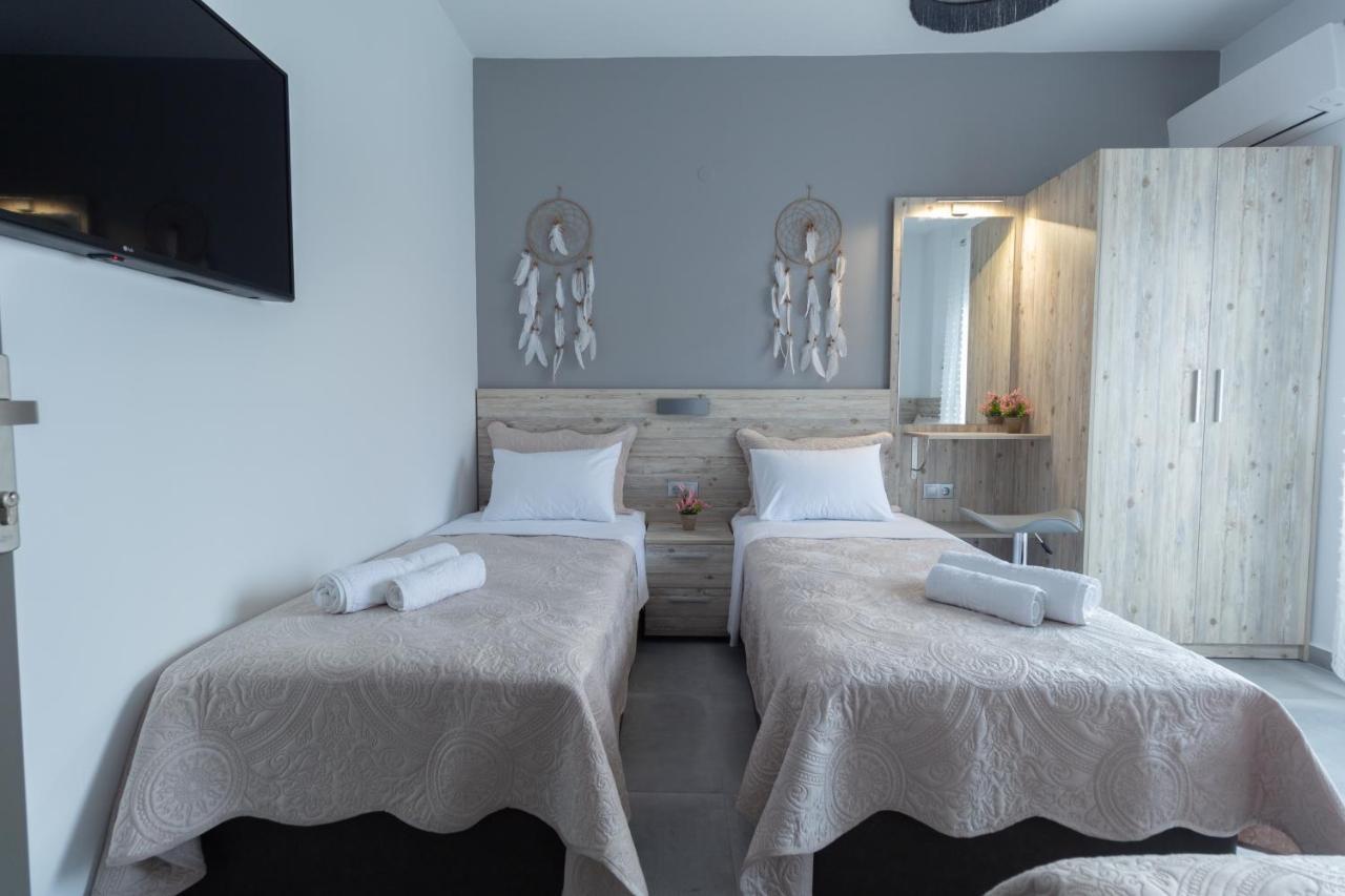 Golden Seaside 3 Apartment Nea Roda Luaran gambar